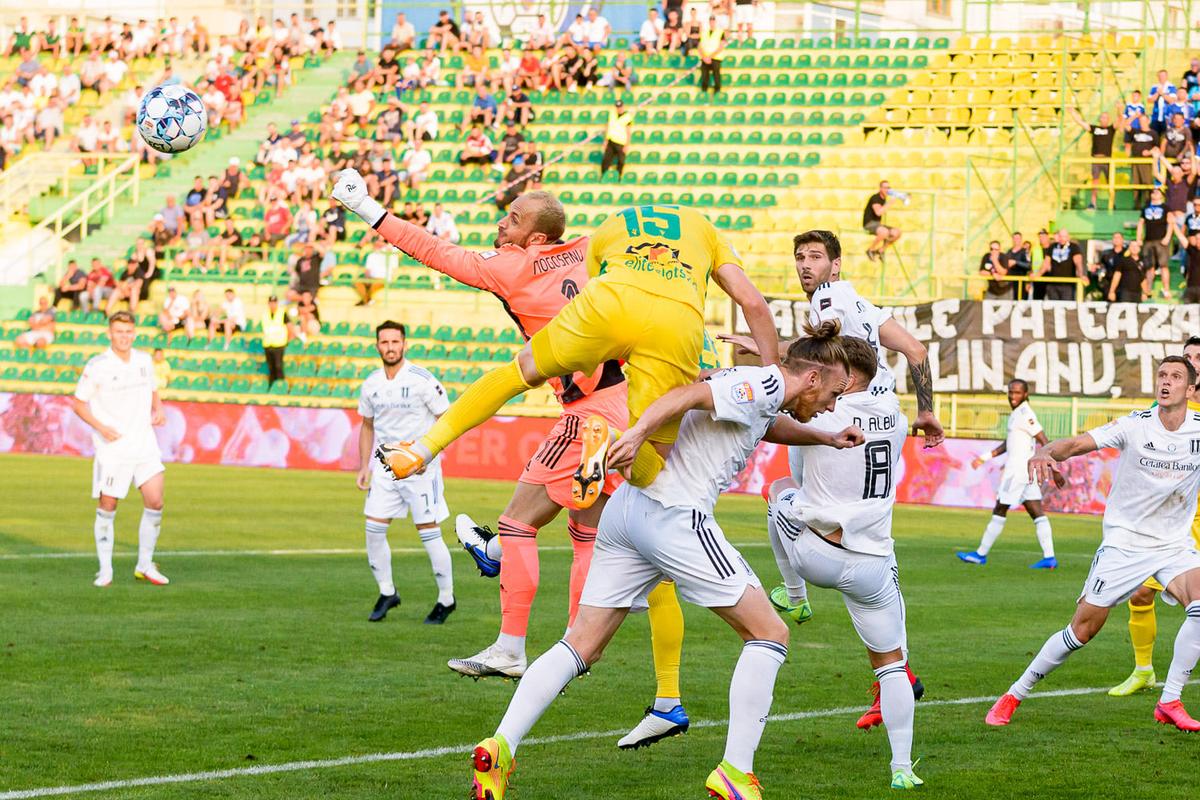 CS Mioveni - FCU Craiova 1-0 » Bănia fierbe! Mutu, a treia înfrângere pe banca oltenilor