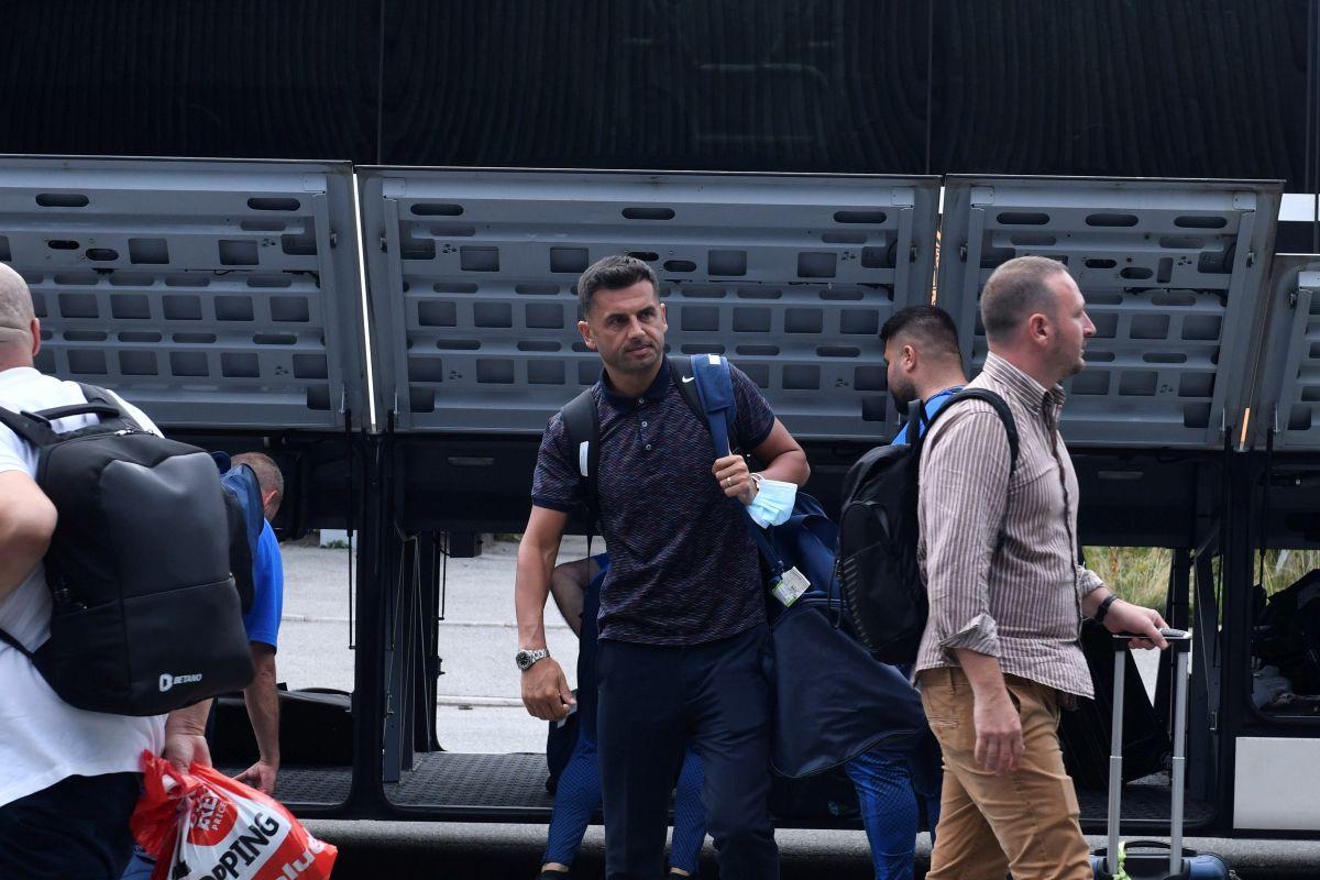 Delegația FCSB a ajuns în Norvegia! Imagini surprinse de GSP la sosirea roș-albaștrilor + personajul-surpriză care i-a însoțit pe români