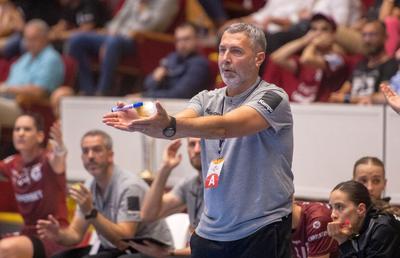 Concluziile lui Carlos Viver, după eșecul din Supercupă: „Nu am fost inferiori, îmi rămâne de făcut un singur lucru! + Ce spun „tigroaicele”
