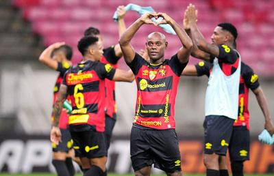 Tată și fiu, colegi la aceeași echipă » Vagner Love și Enzo Vagner vor juca împreună