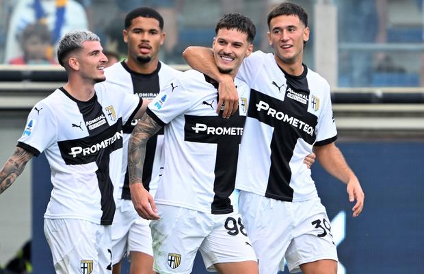Ce note au primit Dennis Man și Valentin Mihăilă după Parma - AC Milan: „E o săgeată”