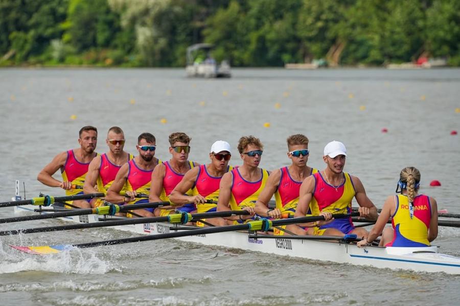 Barca masculină de 8 plus 1 rame U23 a României Foto: Facebook FR Canotaj Barca feminină de dublu vâsle, al treilea titlu la rând la Campionatele Mondiale de canotaj U23!