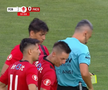 Horațiu Feșnic a uitat cartonașele la vestiare. La propriu! Moment stânjenitor în timpul meciului Botoșani - Csikszereda