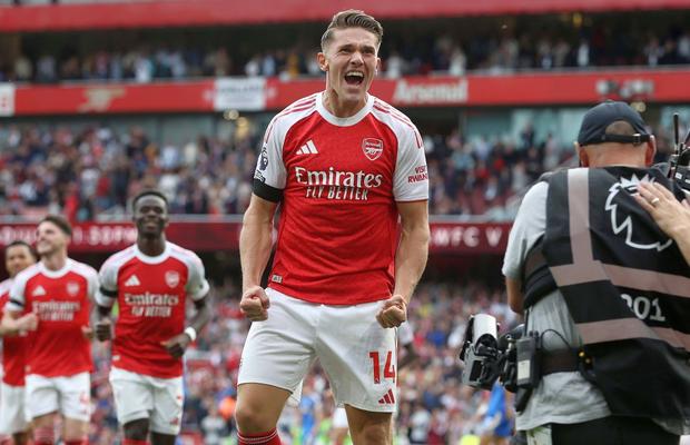 Start senzațional de sezon pentru Arsenal: „tunarii” au zdrobit-o pe Leeds pe „Emirates”