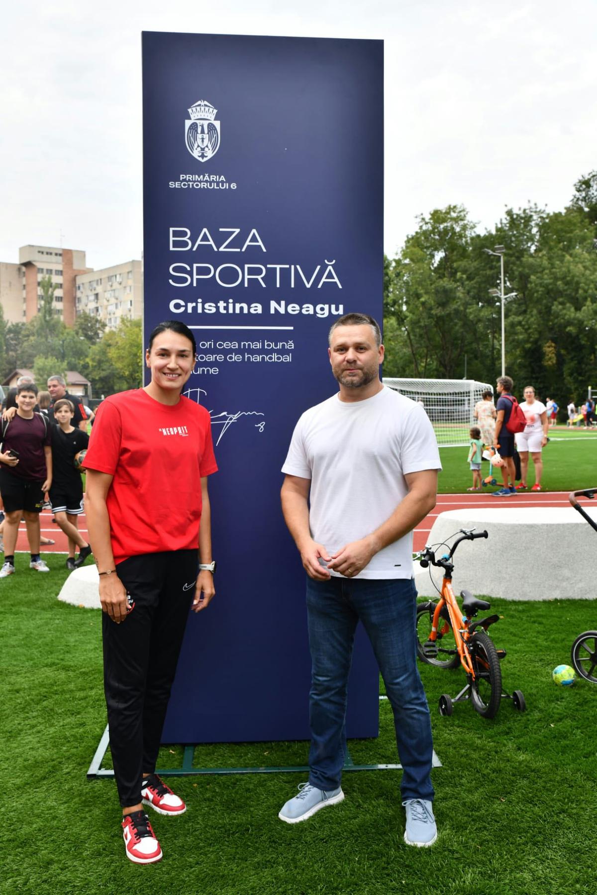 Imagini cu baza sportivă „Cristina Neagu”, inaugurată în Sectorul 6: „Mi-aș fi dorit să am aproape de casă o astfel de bază”