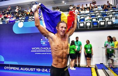 Robert Badea, medaliat cu bronz la 400 m mixt la Mondialele de la Otopeni: „Pe ultimul 50 am crezut că sunt al patrulea. Înnebunisem!”