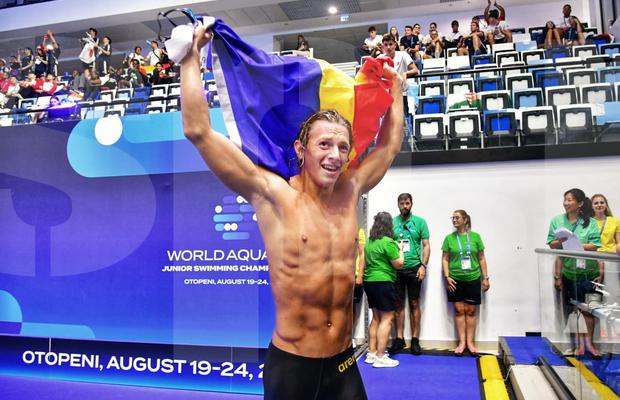 Înotătorul Robert Badea a vorbit despre provocările lui 2026: „Bacalaureatul și Campionatele Europene de la Paris”