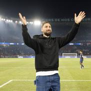 Despărțire emoționantă a portarului Gigio Donnarumma de fanii lui PSG pe Parc des Princes / Foto: Imago