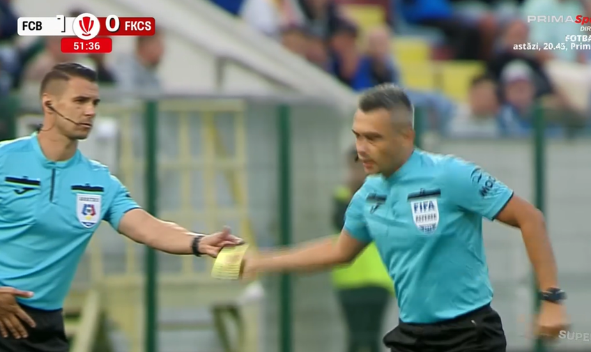 Horațiu Feșnic și-a uitat cartonașele la vestiar / foto: captură Prima Sport