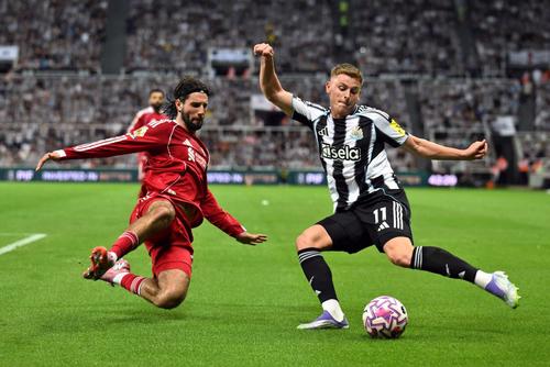 Dominik Szoboszlai și Harvey Barnes, în Liverpool - Newcastle / Foto: Imago Images