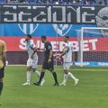 Adrian Rus, accidentat în Craiova - Voluntari// foto: Robert Vîrdol (GSP)