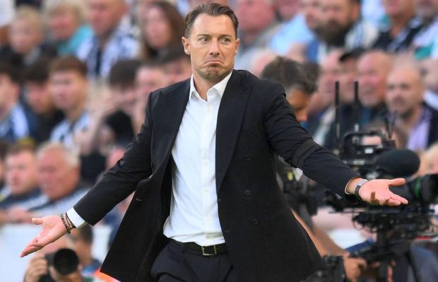 La câteva secunde de un debut de vis! Antrenorul de 38 de ani al lui Newcastle acuză, după frustrarea cu Liverpool: „Dacă dai acel penalty...”
