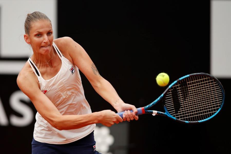 Karolina Pliskova în acțiune la Roma 2020 Foto Guliver/GettyImages Simona Halep, în vârful listei la Roland Garros! E favorită clară la titlu la toate casele de pariuri