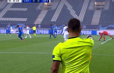 GENT - DINAMO KIEV. VIDEO Brigada lui Ovidiu Hațegan îi anulase un gol echipei lui Mircea Lucescu » VAR a schimbat imediat decizia