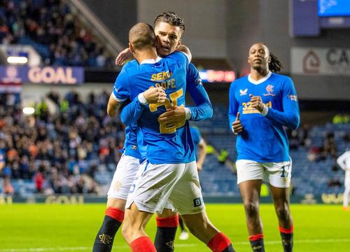 Ianis Hagi (22 de ani) a revenit pe teren în meciul dintre Rangers și Livingston, scor 2-0, din „sferturile” Cupei Ligii. Internaționalul român a pasat decisiv la primul gol.