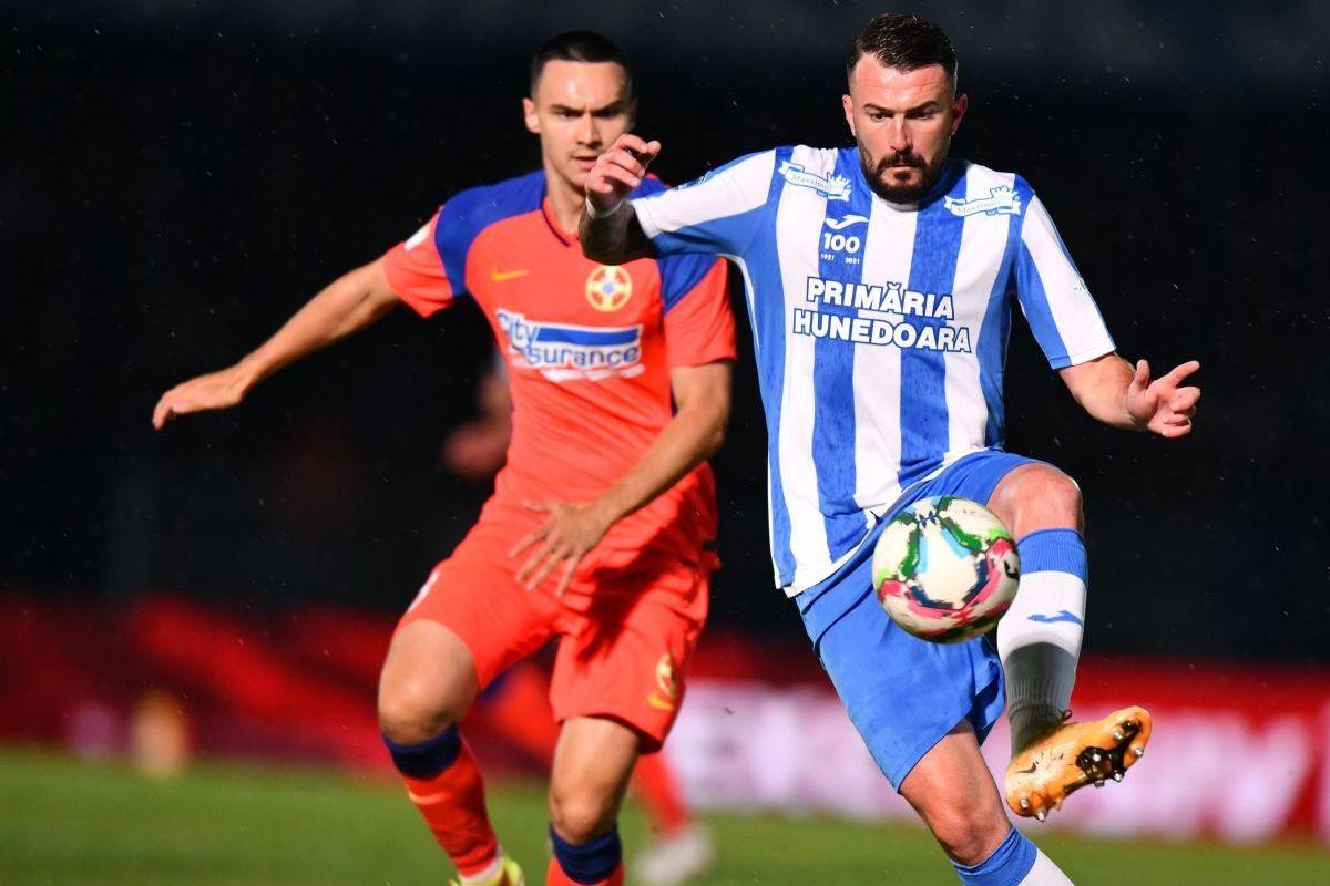 Cere luarea de măsuri dure la FCSB: „Să-i amendeze pentru ce s-a întâmplat!”