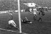 Gazeta a stat de vorbă la Helsinki cu doi dintre eroii lui Kuusysi Lahti care au jucat contra Stelei în 1986. Care e marea lor durere: „De ce n-o fi degajat nimeni mingea aia?!”