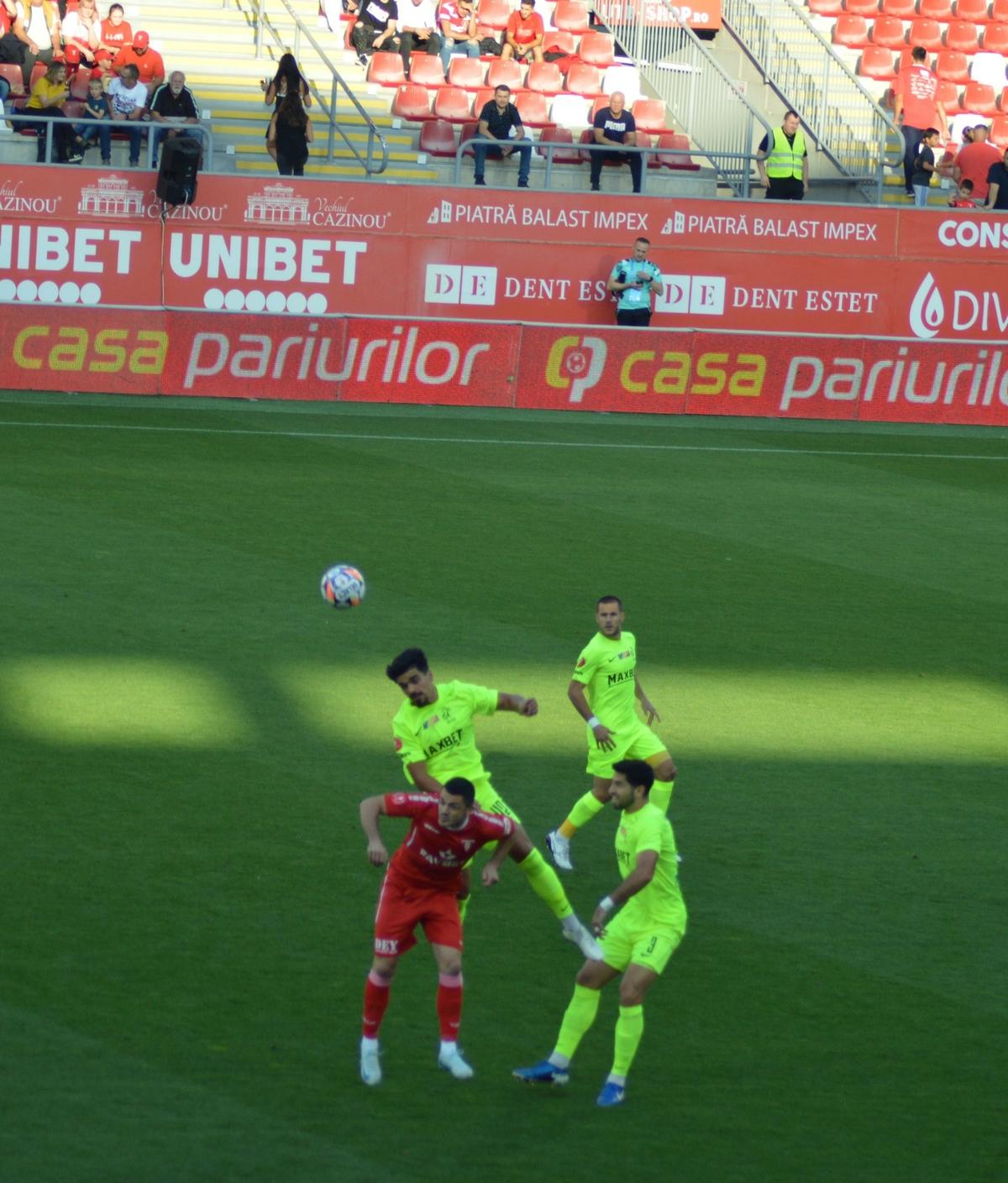 UTA - Poli Iași, în runda #10 din Superliga