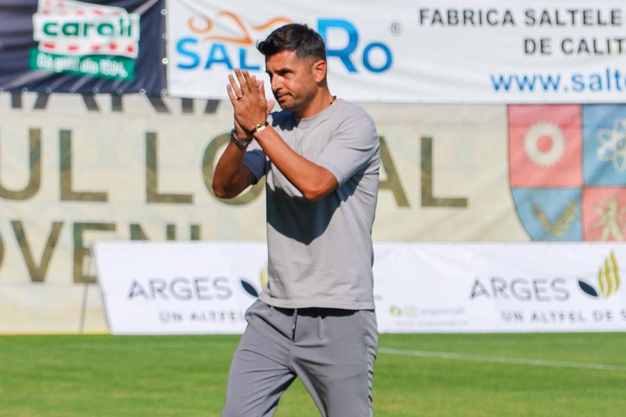 109 zile a rezistat Nicolae Dică pe banca lui FC Argeș Cazul antrenorului „Mulțumim!” » Cum s-a prăbușit cariera lui Nicolae Dică în ultimele sezoane: de la primăvara europeană cu FCSB la coșmarul cifrei 7