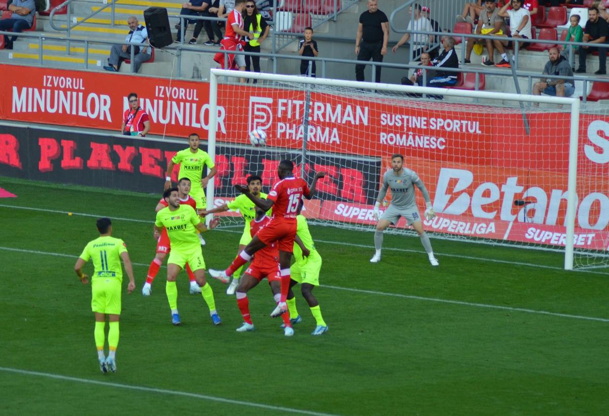 UTA - Poli Iași, în runda #10 din Superliga