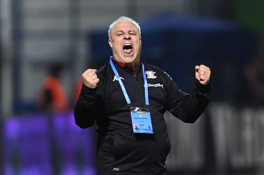 Marius Șumudică, fericit că Rapid a câștigat cu Unirea Slobozia/ foto: Eduard Vînătoru Echipa „viciere de rezultat” și campioana la vorbe