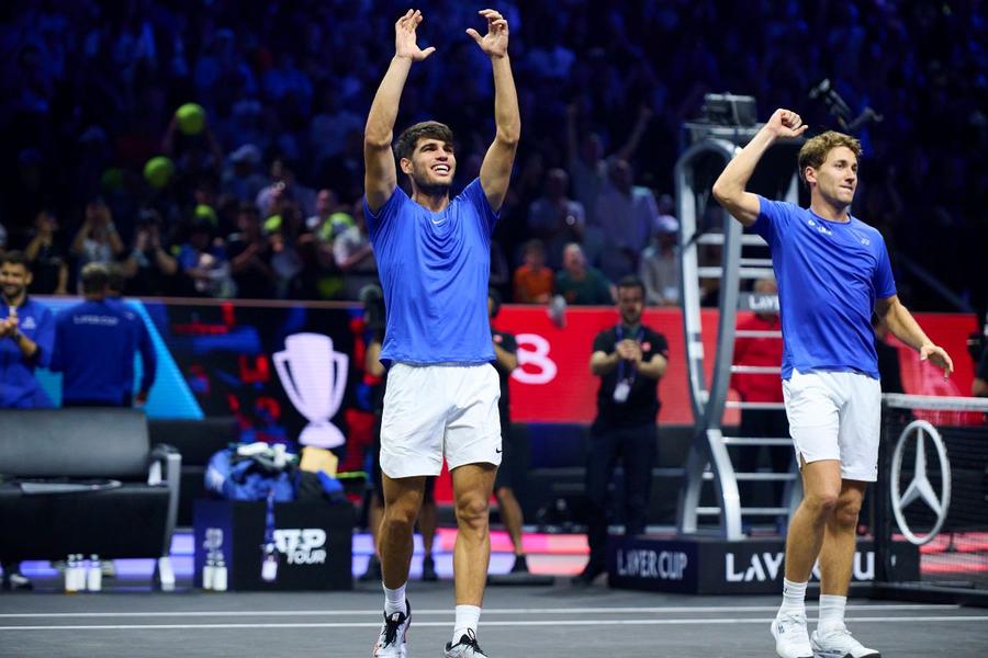 Carlos Alcaraz alături de Casper Ruud la Laver Cup 2024 Foto: Imago Ce oferă Laver Cup istoriei