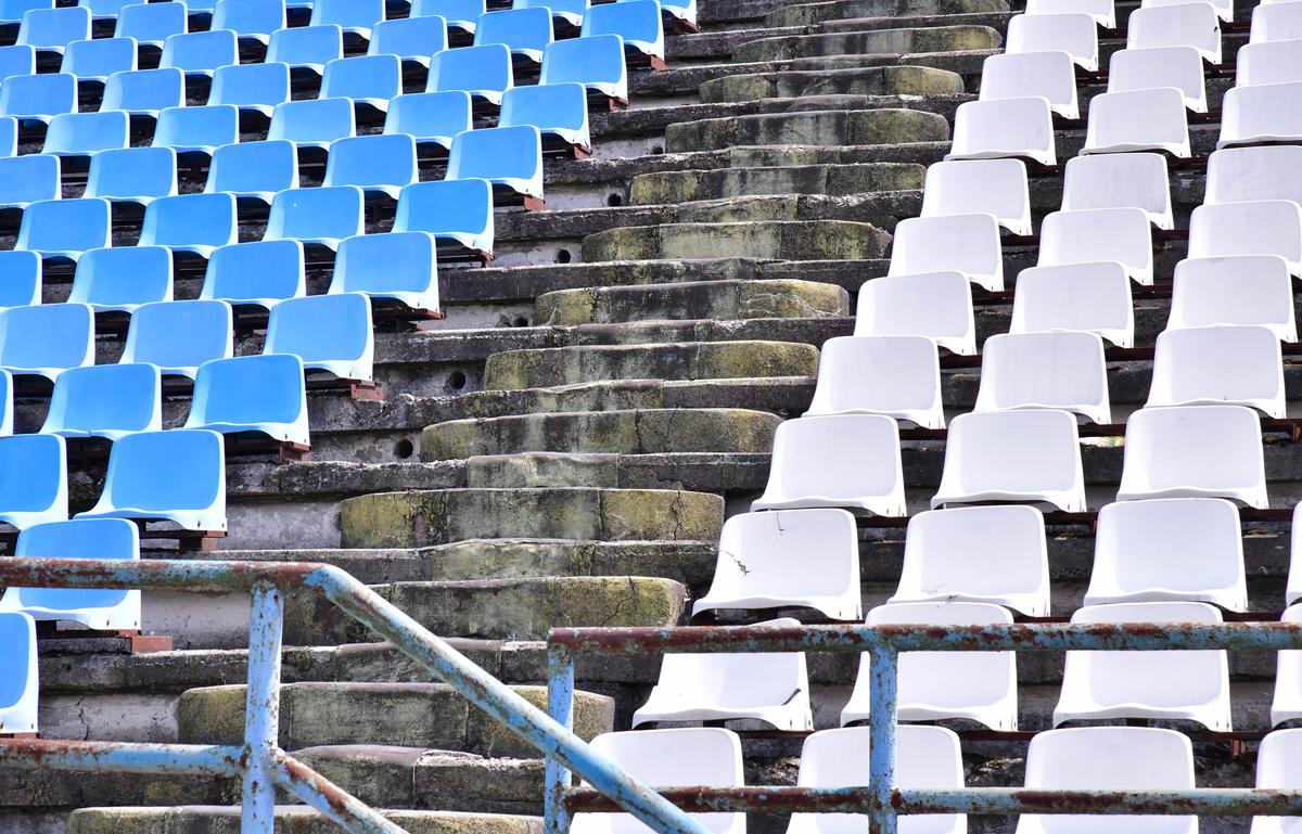 Gică Craioveanu, noul președinte din Liga 2, a prezentat „dezastrul” de la stadion: „Uite, arată jalnic! Ne-am întors cu 40 de ani în urmă, m-a apucat depresia” » Povești savuroase cu „Grande” de la începutul carierei