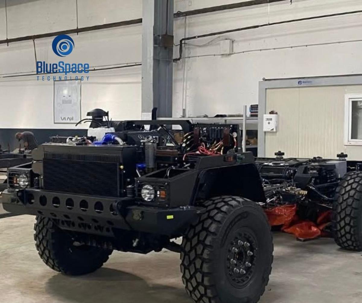 Premieră la standarde NATO pentru România: cum arată primul blindat militar 4x4 produs în țara noastră