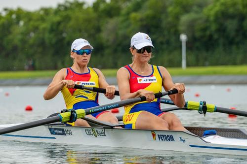 Magdalena Rusu și Simona Radiș Foto: FR Canotaj/Balint Czucz