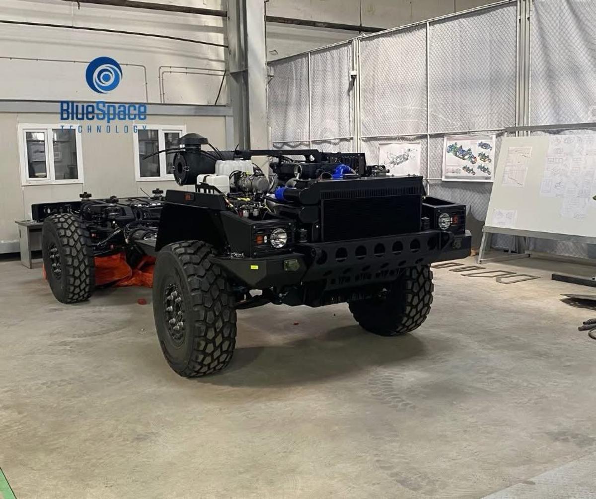 Premieră la standarde NATO pentru România: cum arată primul blindat militar 4x4 produs în țara noastră