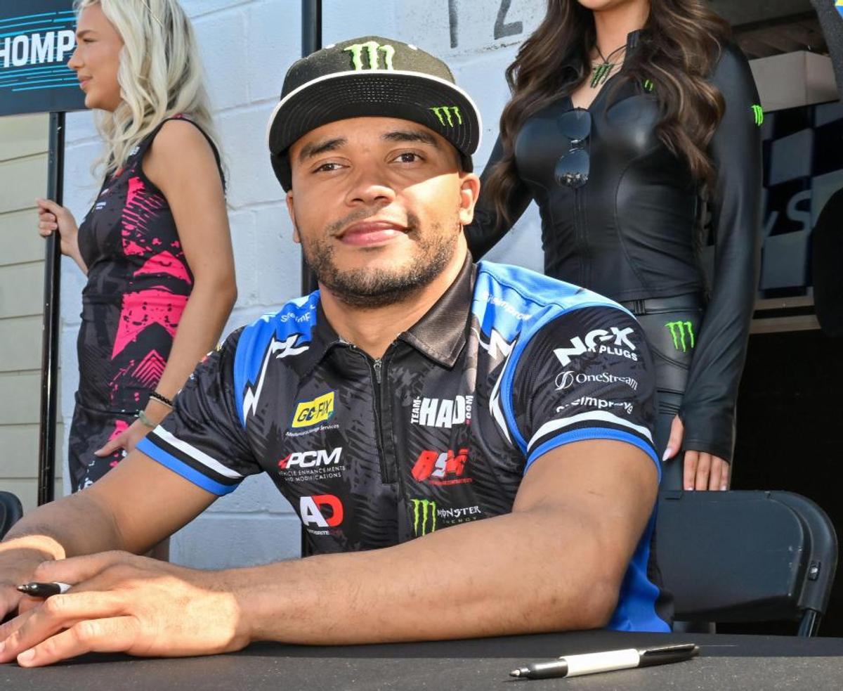 Mașina lui Nicolas Hamilton a luat foc în timpul cursei de la Silverstone
