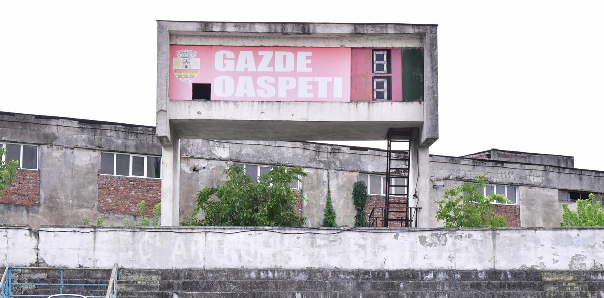 Gică Craioveanu, noul președinte din Liga 2, a prezentat „dezastrul” de la stadion: „Uite, arată jalnic! Ne-am întors cu 40 de ani în urmă, m-a apucat depresia” » Povești savuroase cu „Grande” de la începutul carierei
