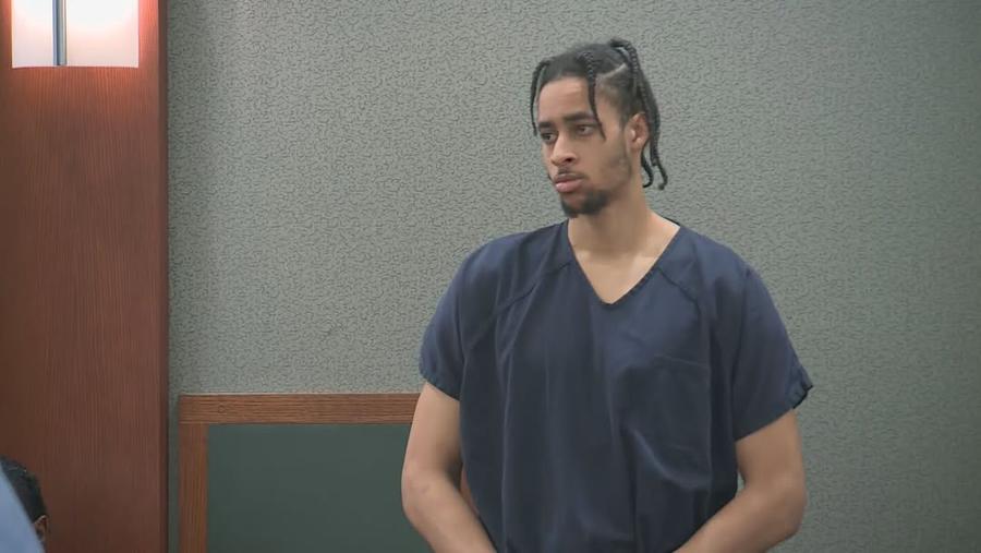 Chance Comanche, fostul jucător incriminat de autorități Crima care a îngrozit lumea sportului » I-a aruncat cadavrul în deșert: „Acoper-o cu bolovani”. Colegii au fost șocați de altceva: „Știți ce a făcut în dimineața de după?!”