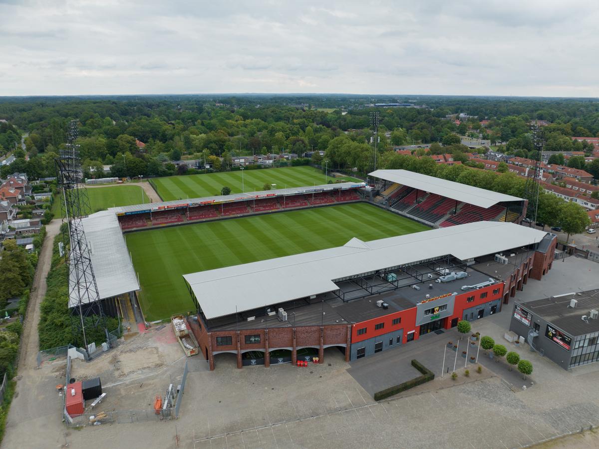 „De Adelaarshorst”, stadionul unde se va disputa Go Ahead Eagles - FCSB