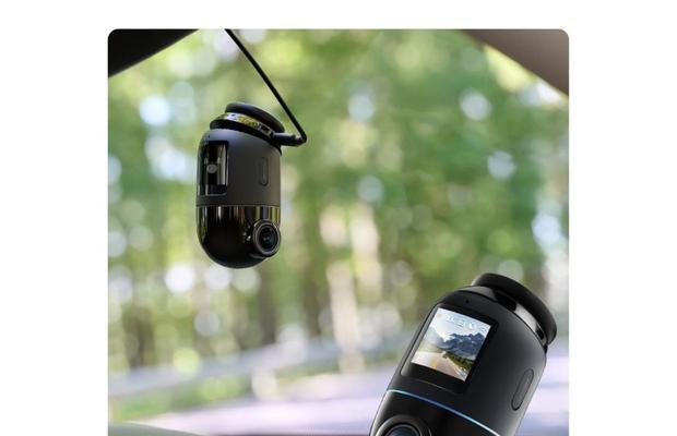Back to School: trafic aglomerat și soluția pentru cei de la volan – camera auto 70mai X800