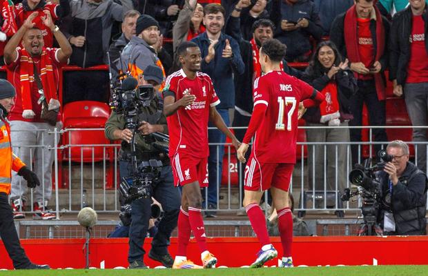 Înlocuitorul lui Isak, gest incredibil în Liverpool - Southampton + Suedezul a marcat primul gol pentru „cormorani”