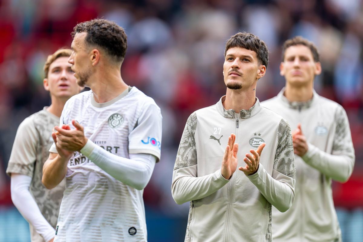 Dennis Man, în tricoul celor de la PSV