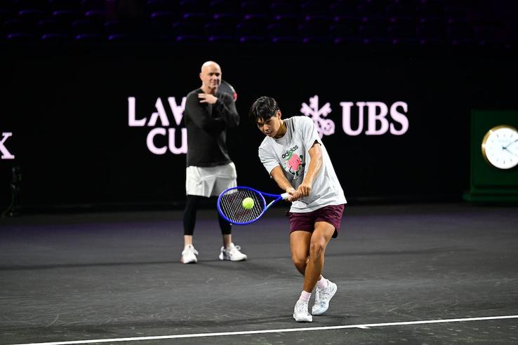 Learner Tien și Andre Agassi - antrenamente Laver Cup 2026 Foto: Ben Solomon/Laver Cup