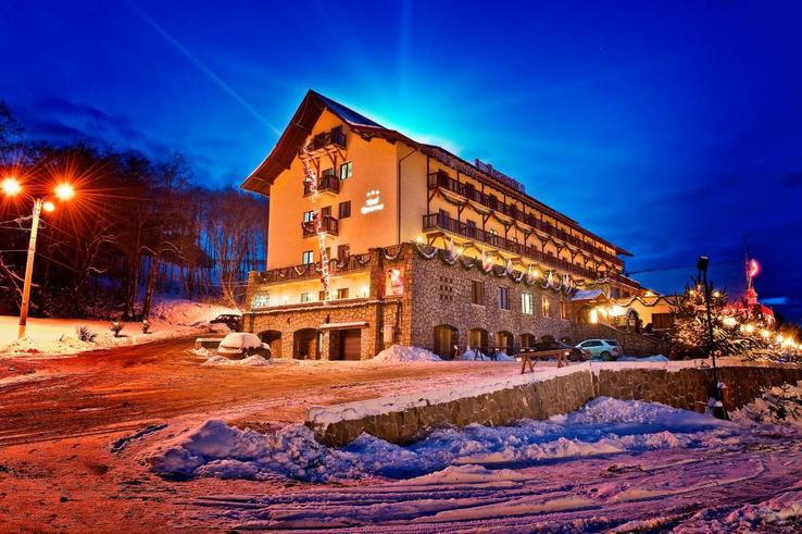 Hotelul Rozmarin, locul unde Gică Popescu își amenajează noul muzeu // foto: hotelrozmarin.ro
