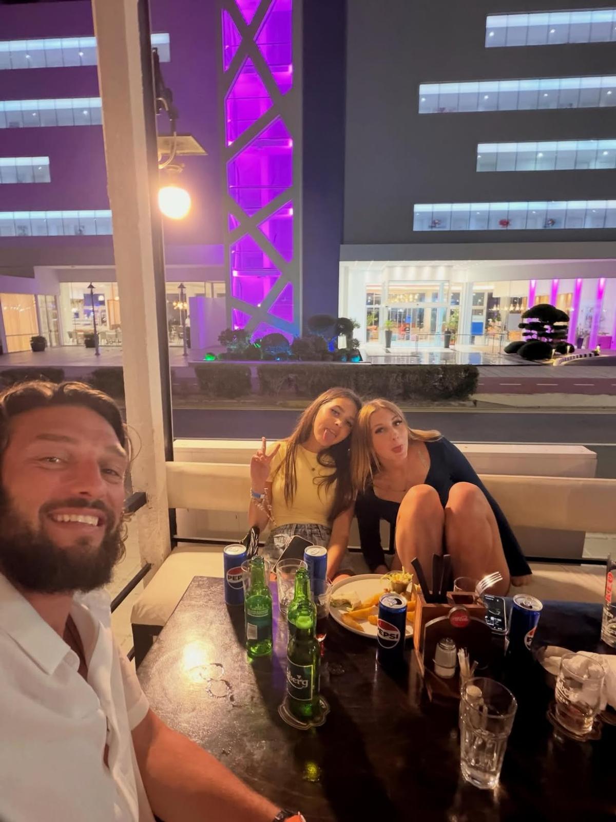 L-a dat de gol pe Wayne Rooney în autobiografie: „Știți cum îl găseam în cameră?” » Replică virulentă: „Invenție totală!”