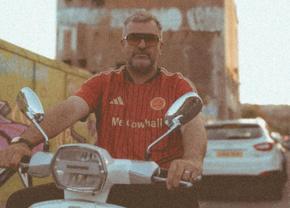 Cel mai vechi club din lume, preluat de un rocker celebru » Refuză comparația cu Ryan Reynolds: „Aici nu este Wrexham!”