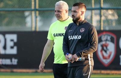 UPDATE Reacția lui Marius Șumudică, după suspendările primite de el și fiul său: „Nu e oare prea mult?”