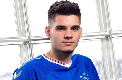 Ianis Hagi a fost titular la Rangers în meciul din Europa League cu Standard Liege, scor 2-0, chiar în ziua în care mijlocașul ofensiv a împlinit 22 de ani.