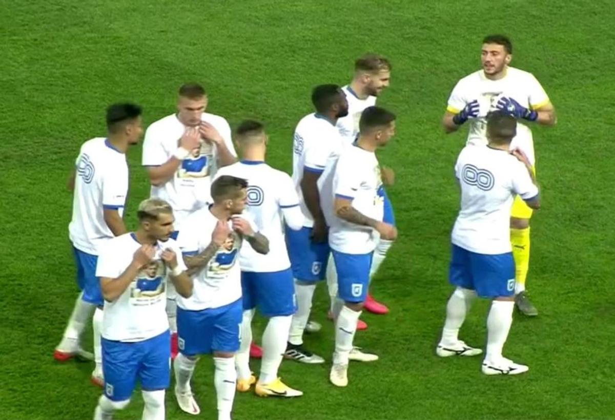 Omagiu pentru Ilie Balaci la Craiova - Clinceni » Bannere afișate în tribune: „Timpul s-a oprit în loc”