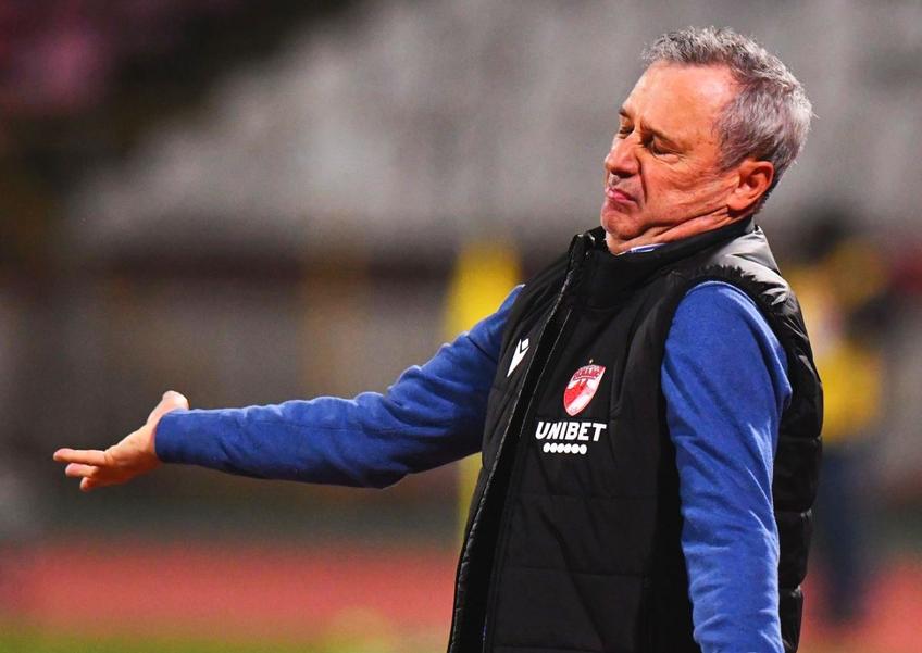 Dinamo și Rapid au remizat, scor 1-1. Mircea Rednic, antrenorul „câinilor”, dă vina pe ghinion și pe pregătirea fizică precară pentru punctele pierdute.