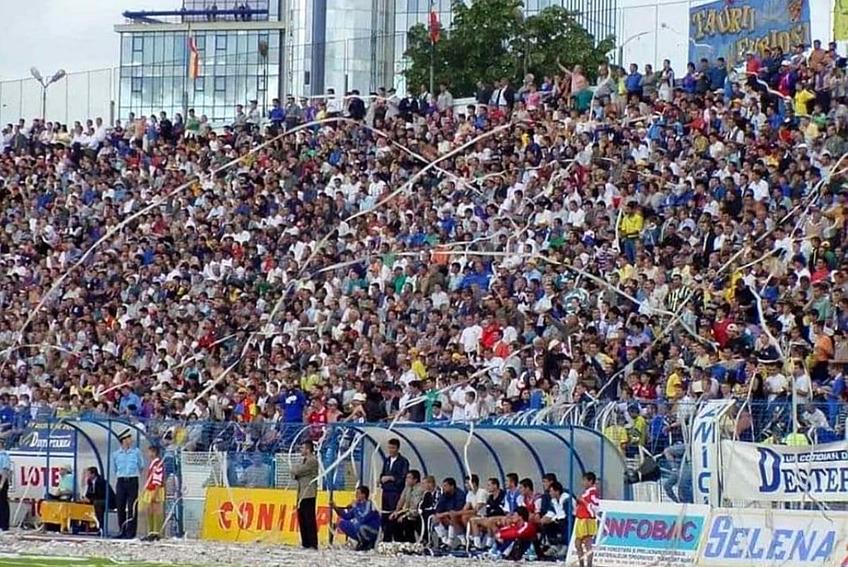 FCM Bacău, club de tradiție desființat în 2014, încearcă să revină la viață cu ajutorul suporterilor / Sursă foto: Facebook Muzeul FCM Bacău