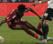 U Cluj - CFR Cluj 1-2 | La 2-0 pentru campioana României, Emmanuel Yeboah (19 ani), atacantul „feroviarilor”, a fost iertat de un „roșu” evident.