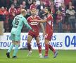 Standard - Anderlecht, suspendat în minutul 63 » Denis Drăguș, în mijlocul incidentelor: i-a provocat pe ultrași!
