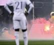 Standard - Anderlecht, suspendat în minutul 63 » Denis Drăguș, în mijlocul incidentelor: i-a provocat pe ultrași!