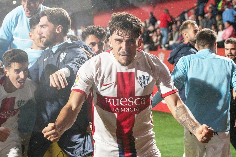Andrei Rațiu / Sursă foto: Twitter @ SD Huesca Șansă uriașă pentru un „tricolor”: ar putea ajunge în La Liga!